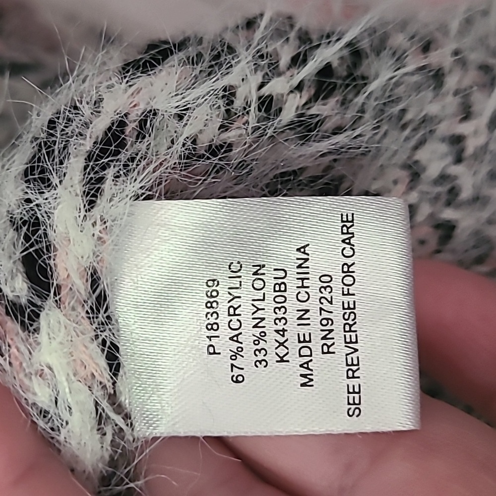 Absolutely Famous Chevron Eyelash Cardigan - 2X - Picture 8 of 11